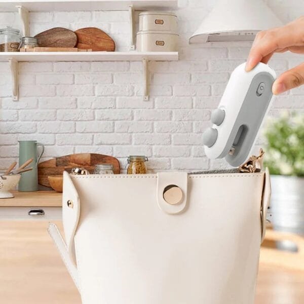 Bag Sealing Machine - Image 3