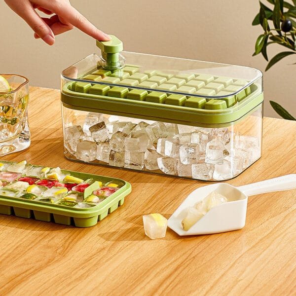 One-Button Ice Cube Maker with Lid - Image 2